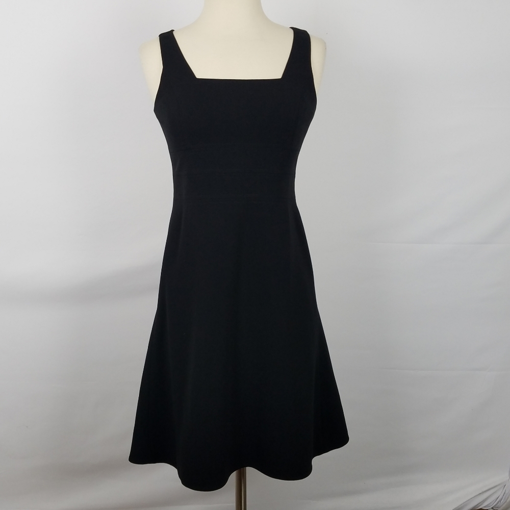ANN TAYLOR BLACK DRESS